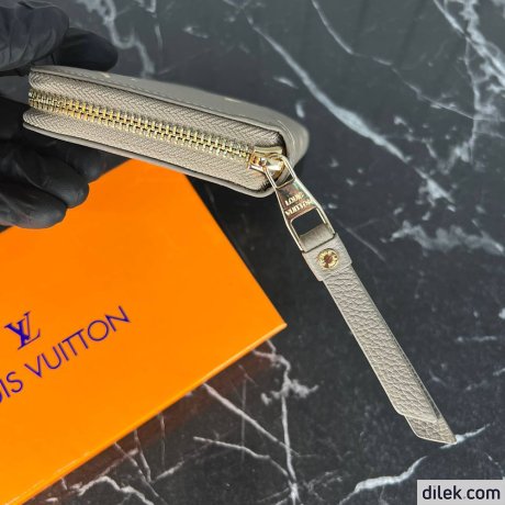 Louis Vuitton Zippy Wallet
