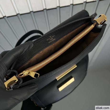 Louis Vuitton Dauphine MM