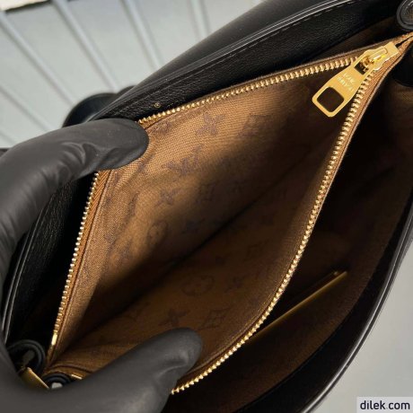 Louis Vuitton Dauphine MM