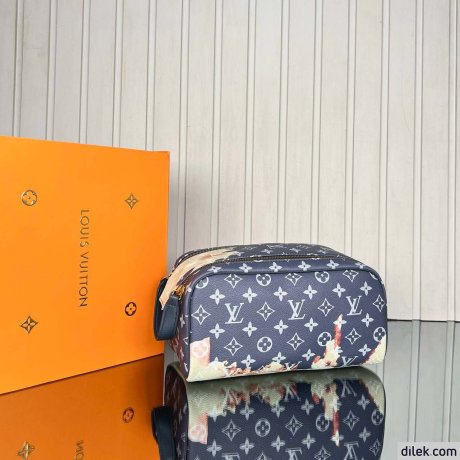 Louis Vuitton Dopp Kit