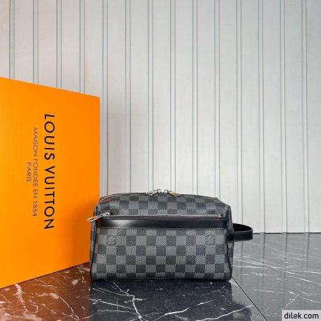 Louis Vuitton Dopp Kit Toilet Pouch