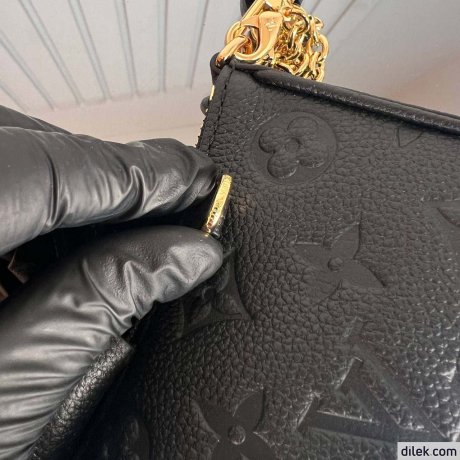 Louis Vuitton Easy Pouch Monogram Empreinte Leather