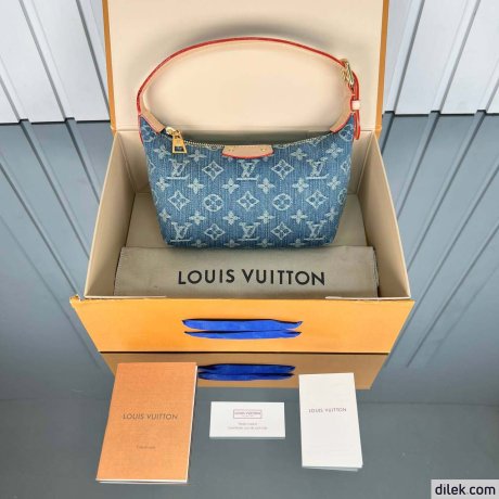Louis Vuitton Hills Pochette Monogram Denim