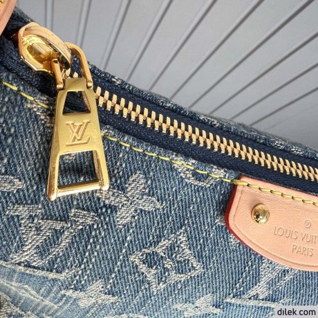 Louis Vuitton Hills Pochette Monogram Denim