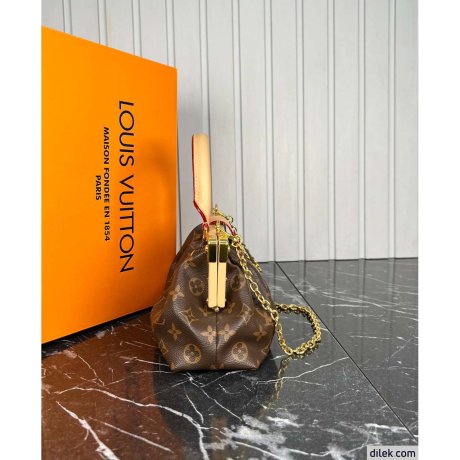 Louis Vuitton Monogram Clutch Bag