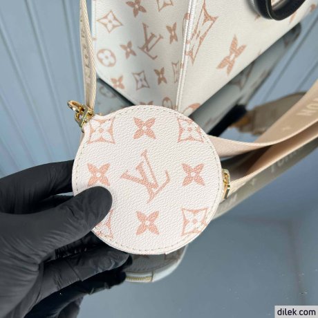 Louis Vuitton Onthego BB Monogram Canvas