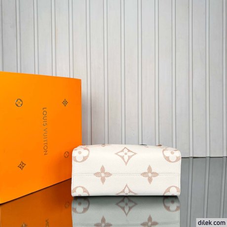 Louis Vuitton Onthego BB Monogram Canvas