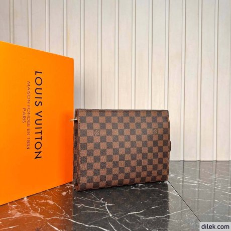 Louis Vuitton Poche Toilette NM