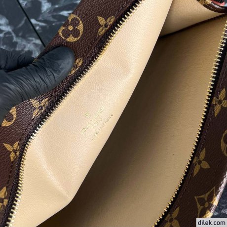 Louis Vuitton Poche Toilette NM