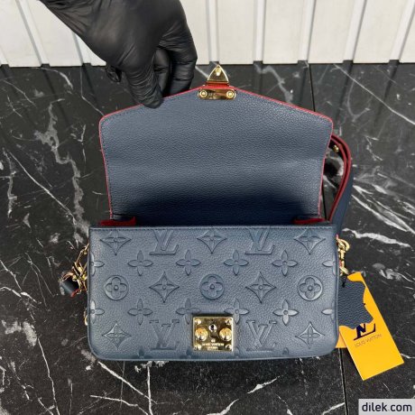 Louis Vuitton Pochette Metis East West Monogram
