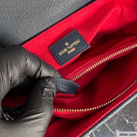 Louis Vuitton Pochette Metis East West Monogram