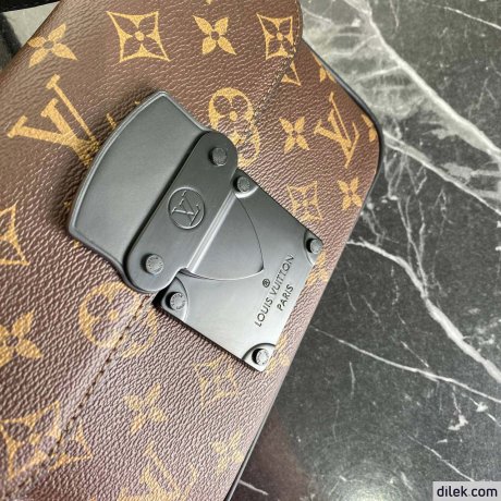 Louis Vuitton S Lock Slingbag