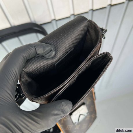 Louis Vuitton S-Lock Vertical Wearable Wallet