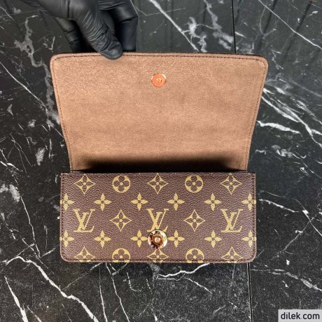 Louis Vuitton Wallet On Chain Lily
