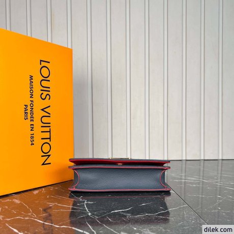 Louis Vuitton Wallet On Chain Lily