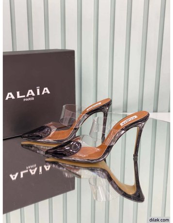 Maison Alaia Slingback Pumps
