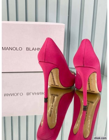 Manolo Blahnik Pumps