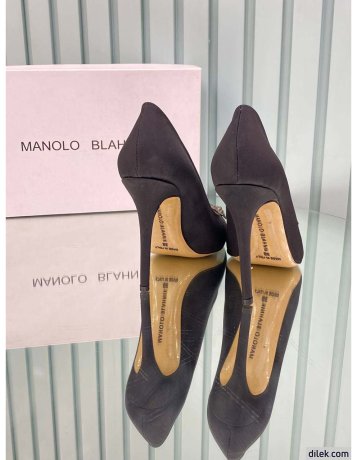 Manolo Blahnik Pumps