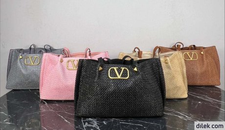 Valentino Garavani Large Shopping Bag