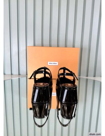 Miu Miu Classic Pump