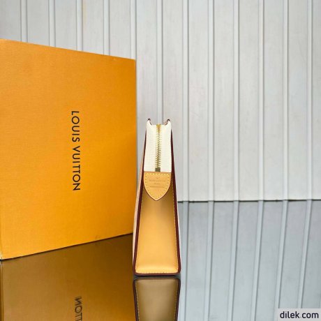 Louis Vuitton Pochette Voyage MM