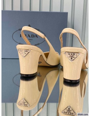 Prada Pumps