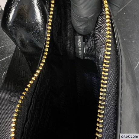 Prada Re-Edition 2005 Naplak Patent Leather Bag