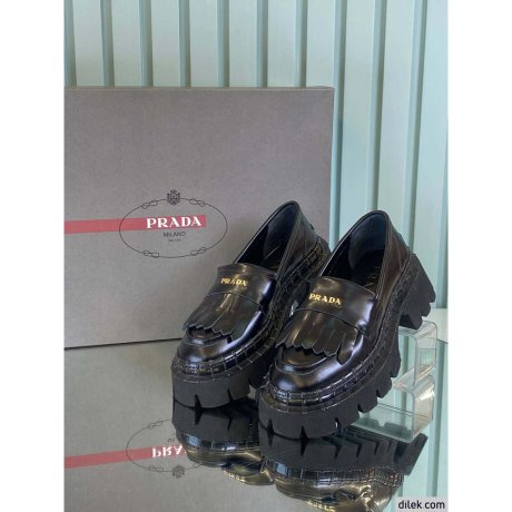 Prada Women Leather Loafer