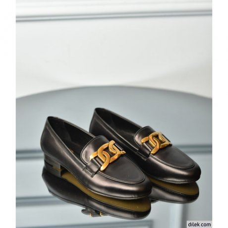 Tod's Kate Logo Plaque Loafers
