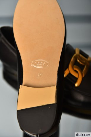 Tod's Kate Logo Plaque Loafers