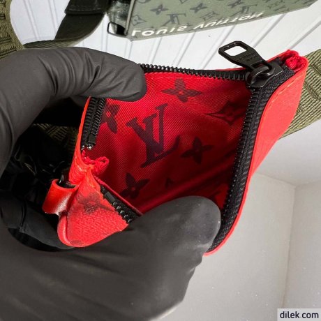 Louis Vuitton Trio Messenger