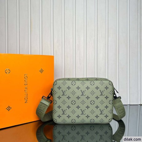 Louis Vuitton Trio Messenger
