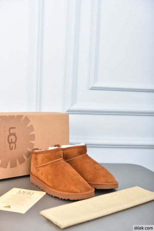 UGG Women Classic Ultra Mini