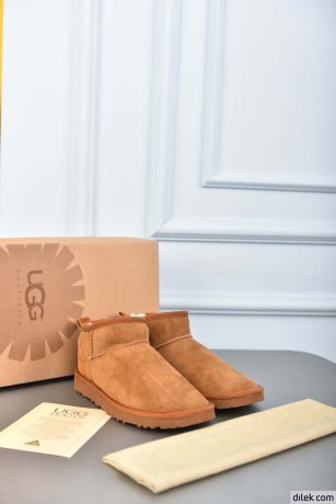 UGG Women Classic Ultra Mini