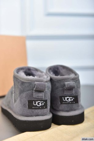 UGG Women Classic Ultra Mini