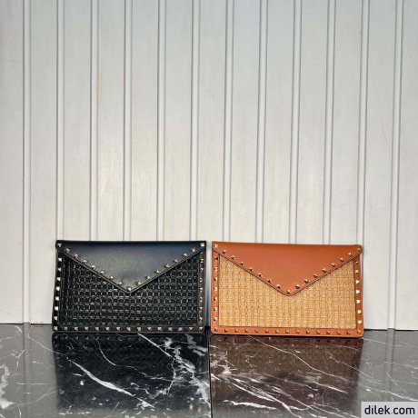 Valentino Garavani Rockstud Raffia Clutch Bag