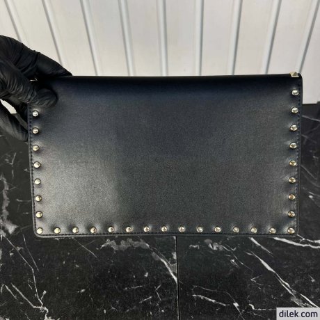 Valentino Garavani Rockstud Raffia Clutch Bag