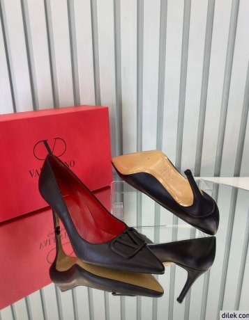 Valentino Garavani Women Pump