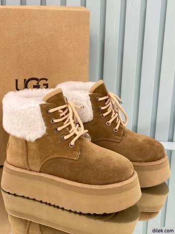 UGG Women Boots