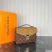 Louis Vuitton Pochette Metis